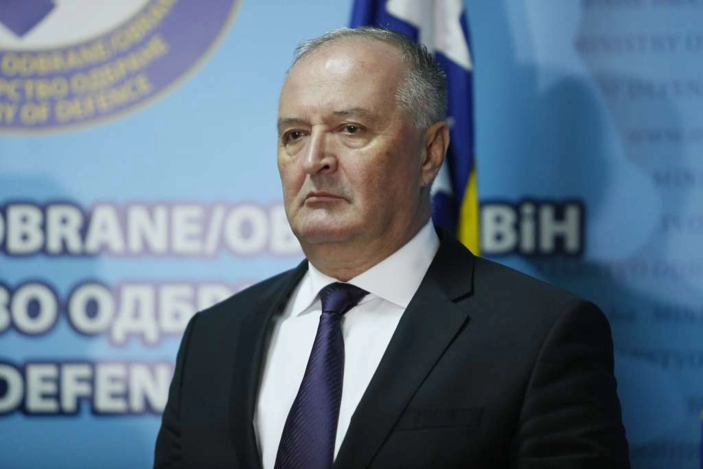 Helez u Turskoj ugovara letačku obuku pilota helikoptera